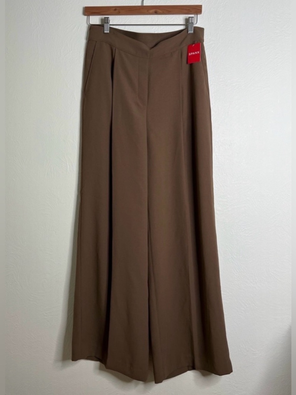 NWT Spanx Brown Crepe Pleated Trouser Relaxed Fit Elastic Waist Size XS workwear